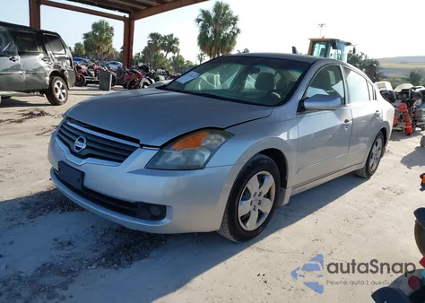 2007 Nissan Altima 2.5 S from USA, damaged, VIN 1N4AL21E87N461354